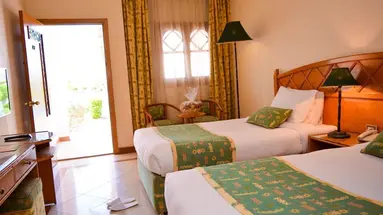 Dive Inn Resort