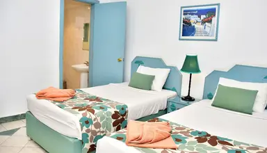 Dive Inn Resort
