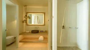 Divelia East Suites