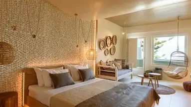 Divelia East Suites