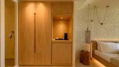 Divelia East Suites
