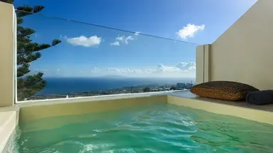 Divelia East Suites