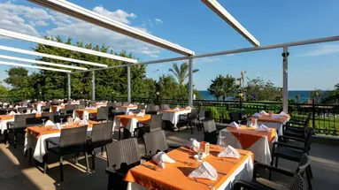Dobedan Beach Resort Comfort Side