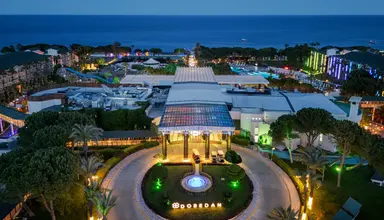 Dobedan World Palace