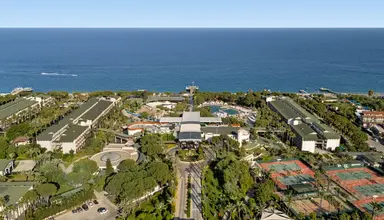 Dobedan World Palace