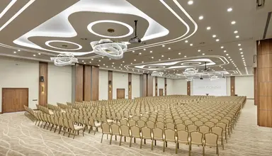 Dobedan World Palace