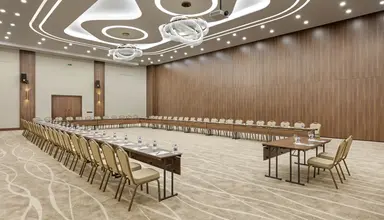 Dobedan World Palace