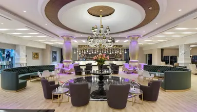 Dobedan World Palace