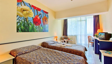 Dolphin Grand Varna
