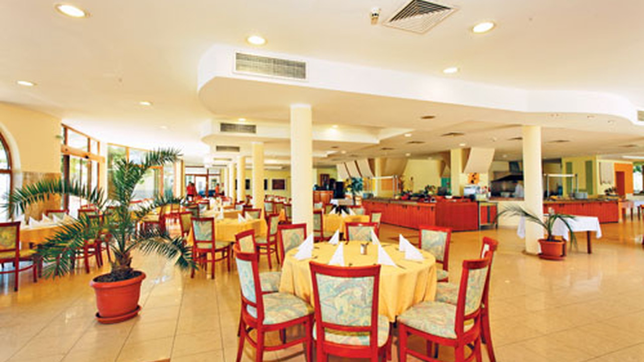 Dolphin Grand Varna