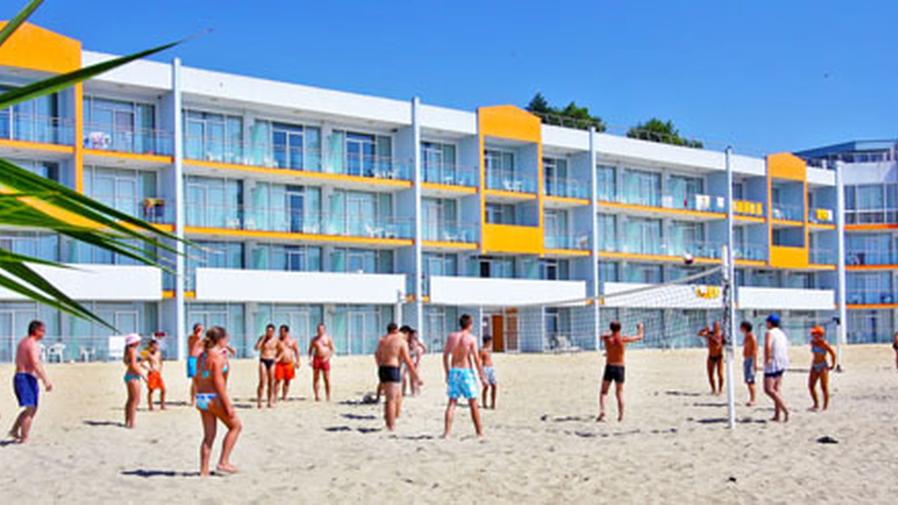 Dolphin Grand Varna