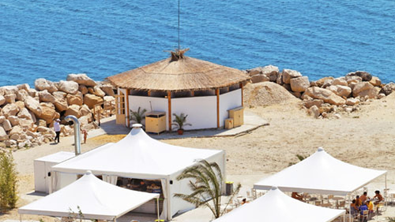 Dolphin Grand Varna