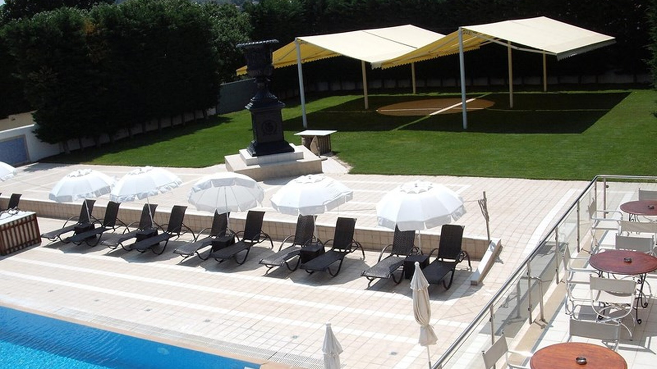 Dolphin Resort & Conference