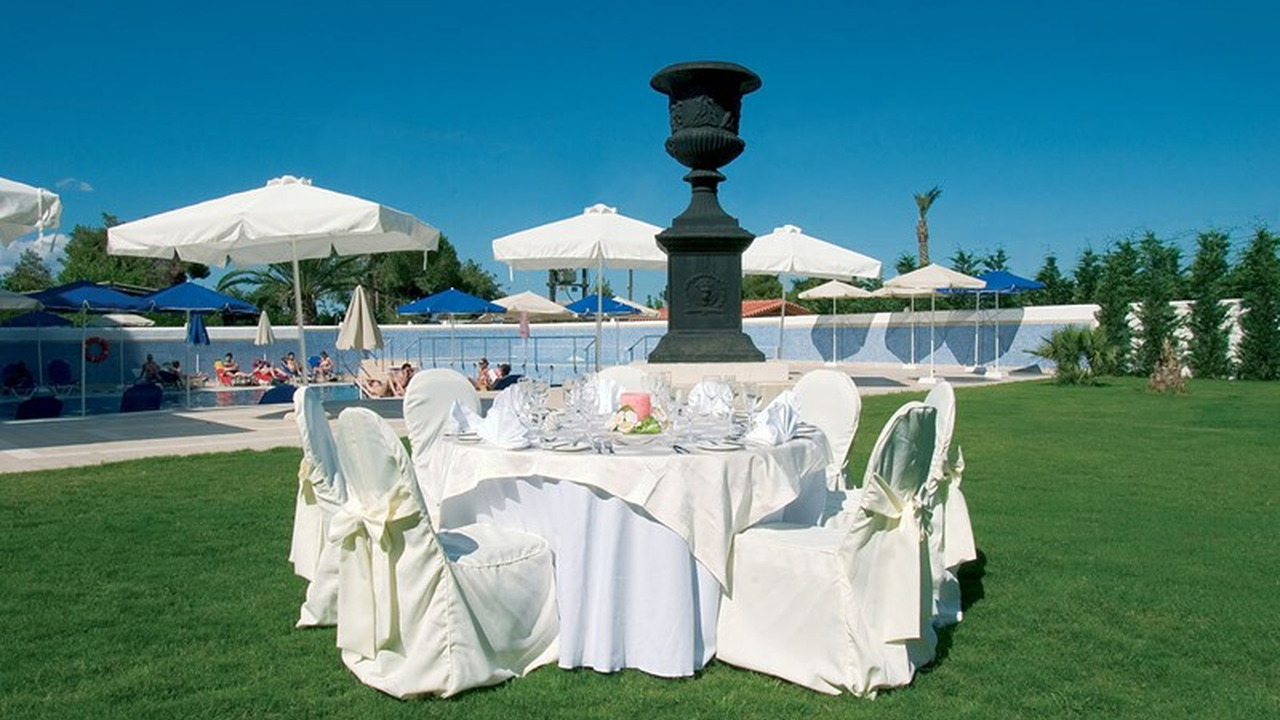 Dolphin Resort & Conference