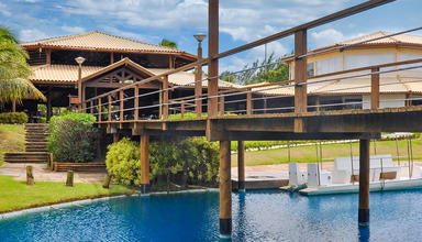Dom Pedro Laguna Beach Villas & Golf Resort