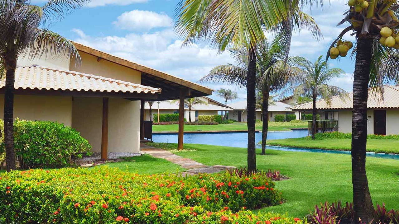 Dom Pedro Laguna Beach Villas & Golf Resort
