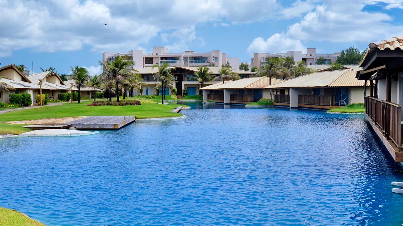 Dom Pedro Laguna Beach Villas & Golf Resort