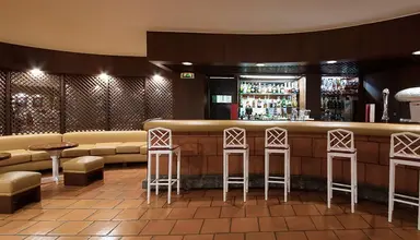 Dom Pedro Madeira Ocean Beach