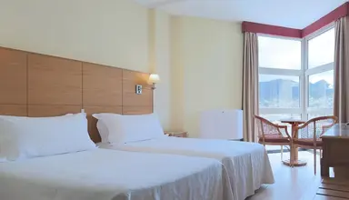 Dom Pedro Madeira Ocean Beach