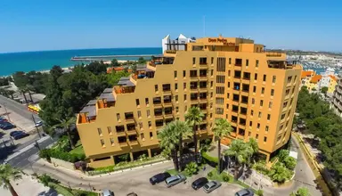 Dom Pedro Marina