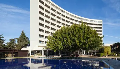 Dom Pedro Vilamoura