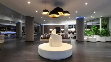 Dom Pedro Vilamoura