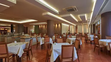 Dom Pedro Vilamoura