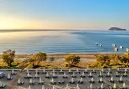 Domes Aulus Zante Autograph Collection