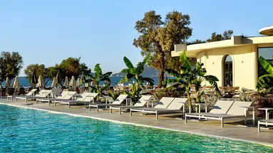 Domes Aulus Zante Autograph Collection