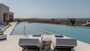 Domes Novos Santorini Autograph Collection