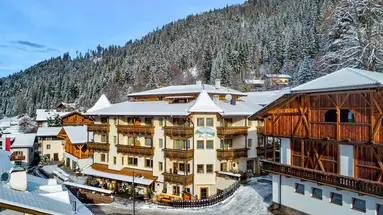 Dorfhotel Moar am Latemar