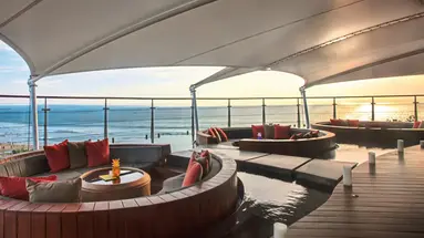 Double Six Luxury Suites
