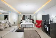 Double Six Luxury Suites