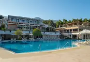DoubleTree by Hilton Bodrum Isil Club