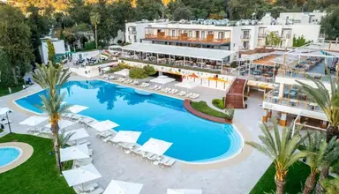 DoubleTree by Hilton Bodrum Isil Club