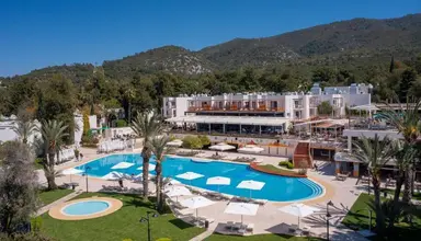 DoubleTree by Hilton Bodrum Isil Club