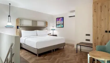 DoubleTree by Hilton Bodrum Isil Club