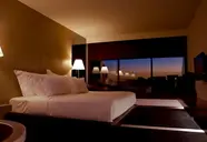 DoubleTree by Hilton - Fontana Park