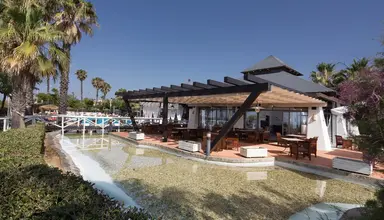 DoubleTree by Hilton Islantilla Beach Golf Resort