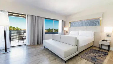 DoubleTree by Hilton Islantilla Beach Golf Resort