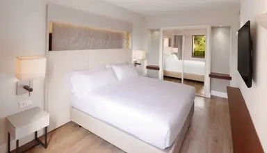 DoubleTree by Hilton Islantilla Beach Golf Resort