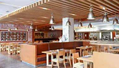 Doubletree by Hilton Jumeirah Beach