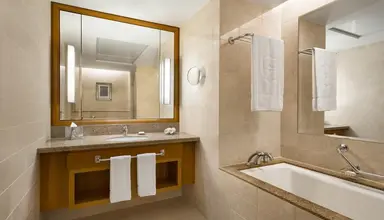 DoubleTree by Hilton Muscat Al Waha