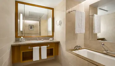 DoubleTree by Hilton Muscat Al Waha