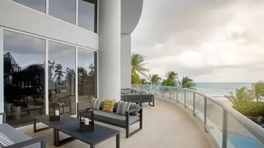 DoubleTree by Hilton Ocean Point Resort & Spa