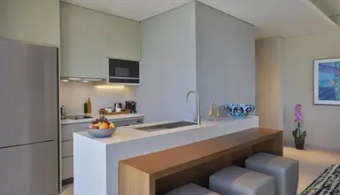 DoubleTree by Hilton Sharjah Waterfront Hotel & Residences