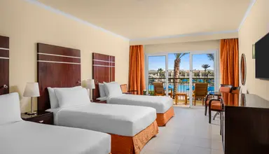 Doubletree by Hilton Sharks Bay