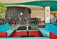 Doubletree by Hilton Sharks Bay