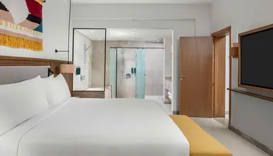 Doubletree by Hilton Sharks Bay
