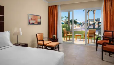 Doubletree by Hilton Sharks Bay